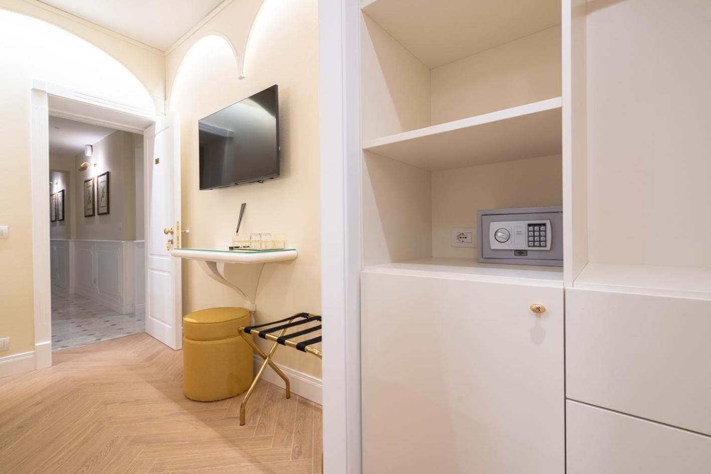 Dimora Del Mercante - Luxury Rooms Florence Exterior photo