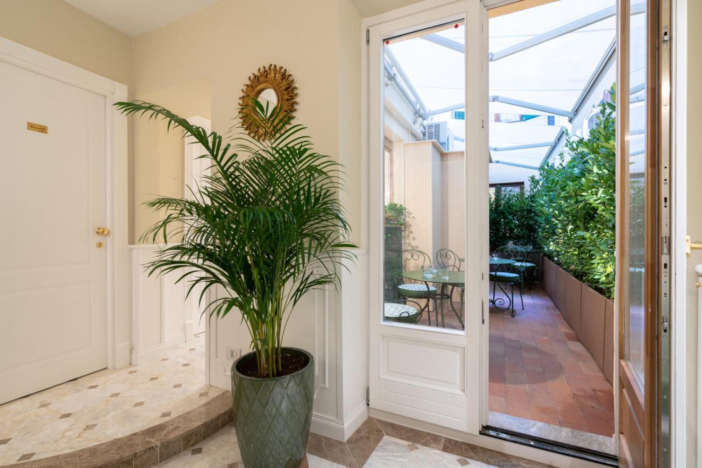 Dimora Del Mercante - Luxury Rooms Florence Exterior photo